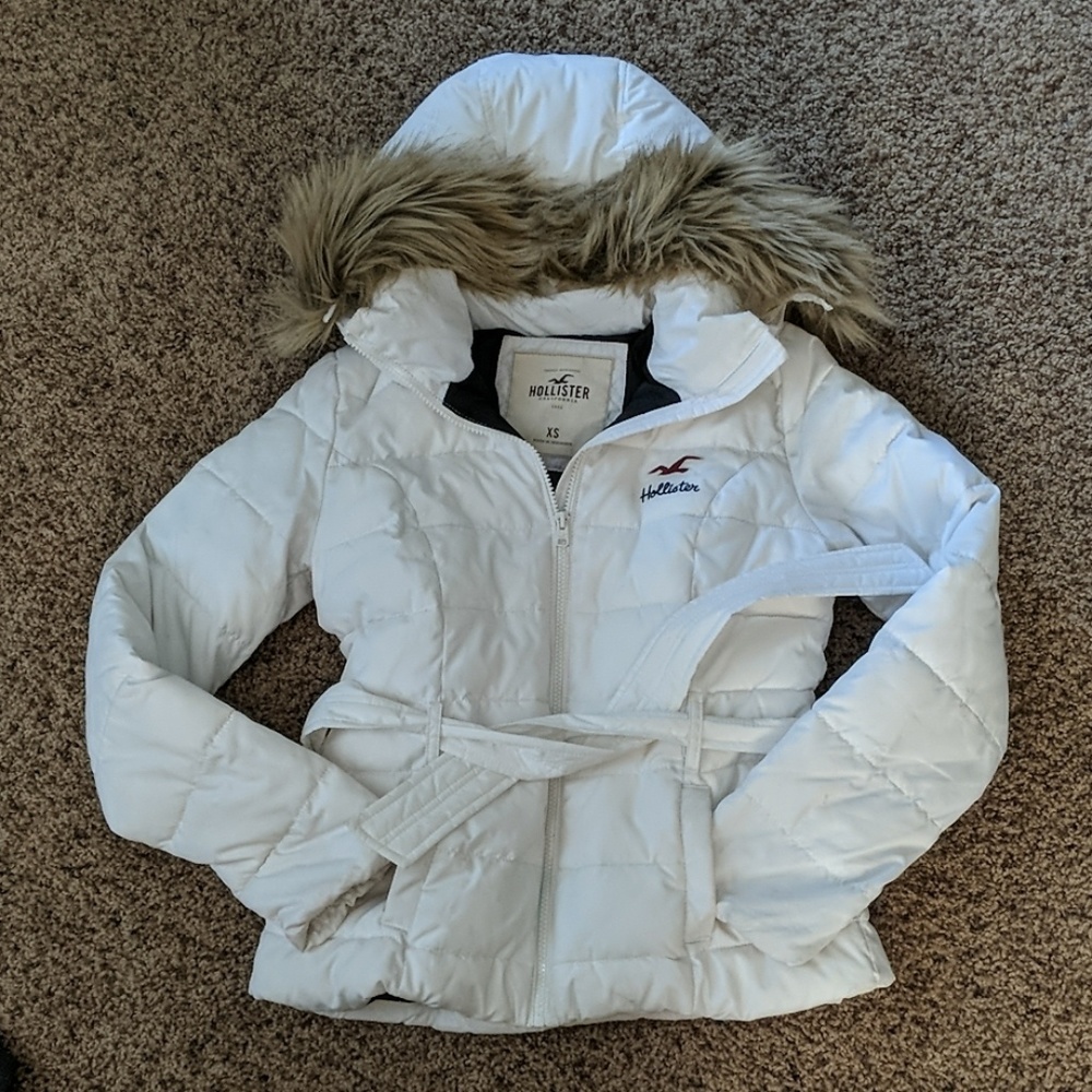 Hollister Puffy Jacket